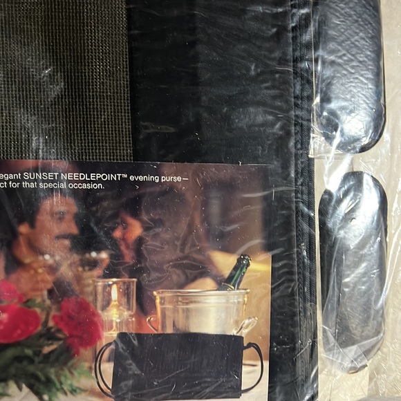 Vintage needlepoint kit “BLACK MONOGRAMMED PURSE” - Picture 4 of 8